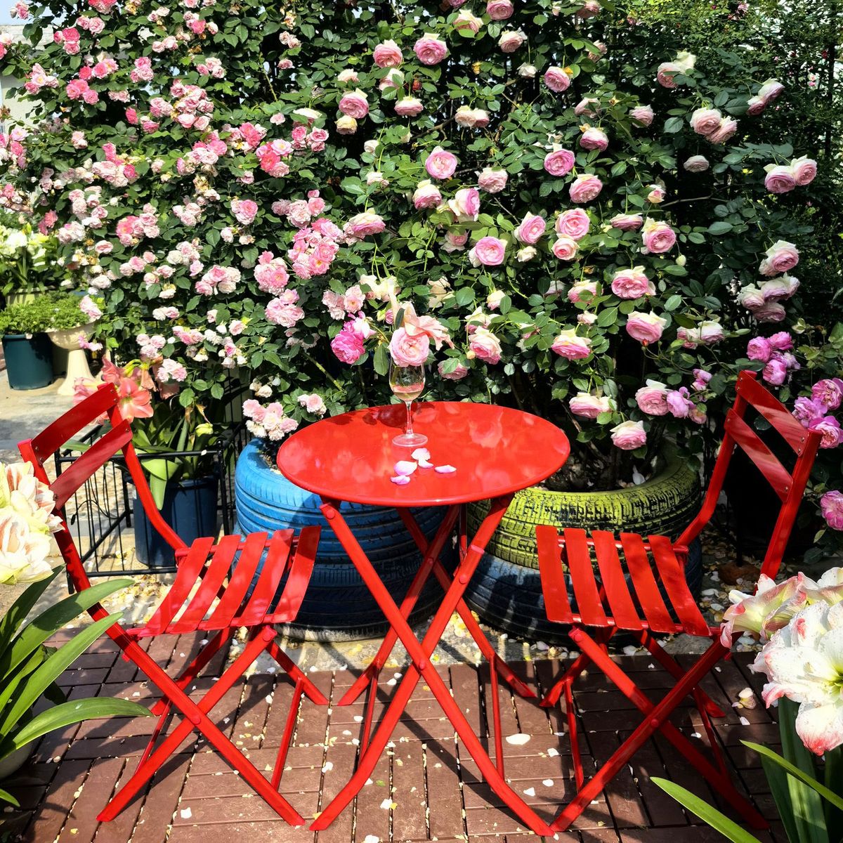3 Piece Patio Bistro Set Of Foldable Round Table And Chairs_maomaolike.com