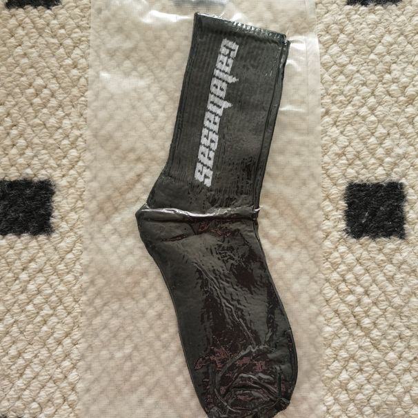 Vacuum packed socks Internet celebrity sports ins for men and women couples mid-tube hip-hop street versatile_maomaolike.com