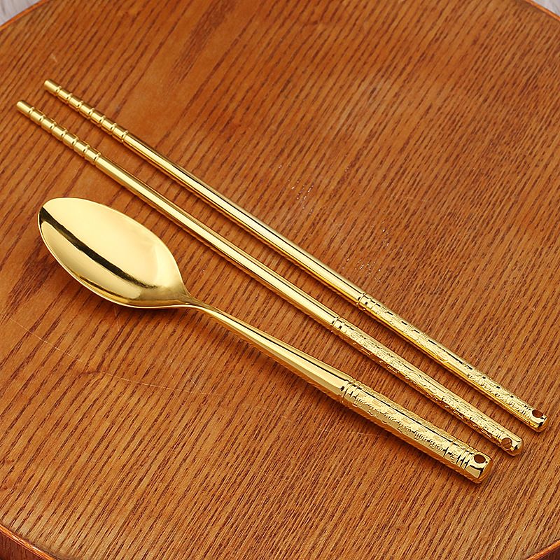 and Two-Piece Gift Tableware Chopsticks Gold Spoon Set Home Restaurant Decoration Metal Ornament_maomaolike.com
