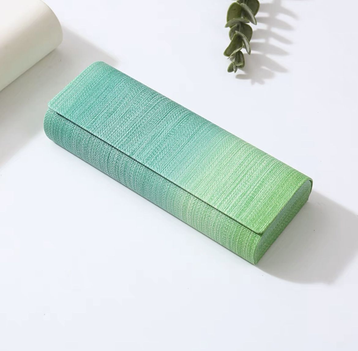 Unisex Glasses case female fresh portable anti-pressure myopia rainbow sun eyes sunglasses storage bag_maomaolike.com
