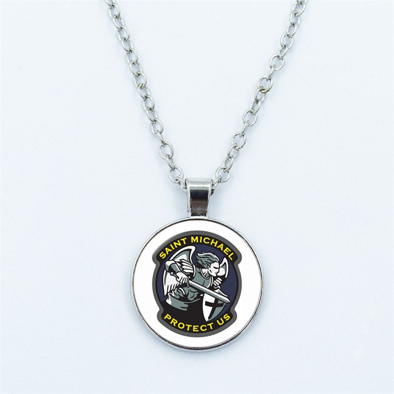 1pcs 25mm Glass Gem Necklace Archangel St.Michael Protect Me Saint Shield Protection Charm Russian Orhodox Pendant_maomaolike.com