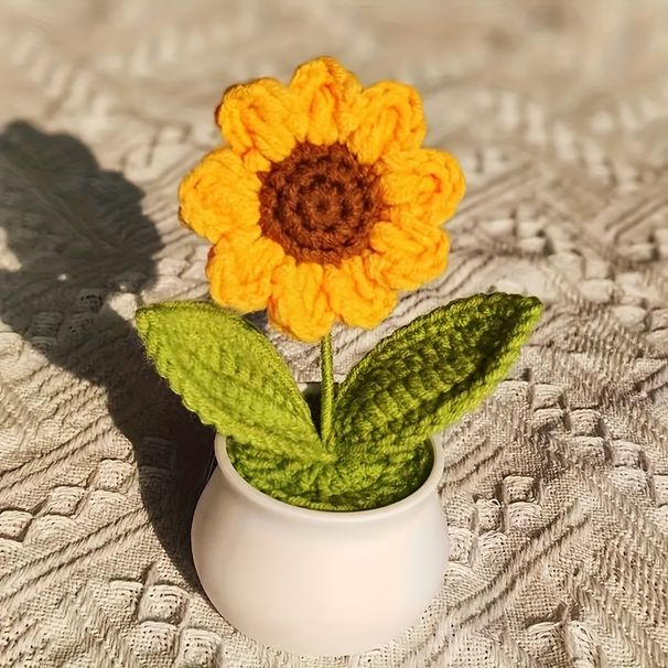 A Charming Hand-woven Sunflower Potted Decoration That Perfectly Enhances The Christmas And Winter Atmosphere And Feels Comfortable To The Touch_maomaolike.com