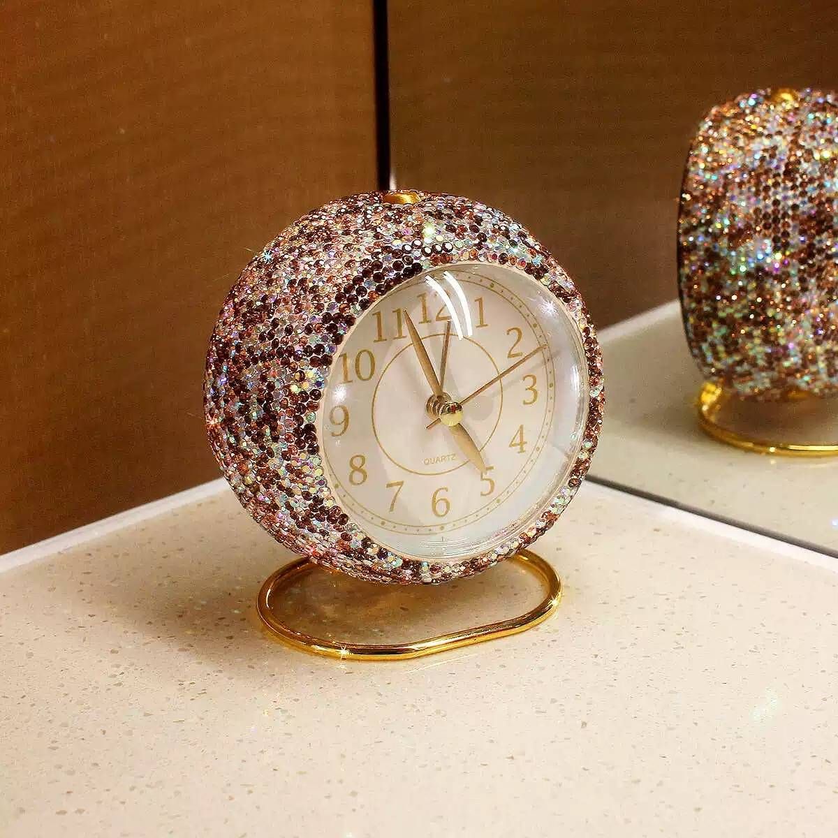 Light luxury silent alarm clock for students wake-up device Advanced sense diamond-encrusted desktop clock home high appearance level bedroom set_maomaolike.com