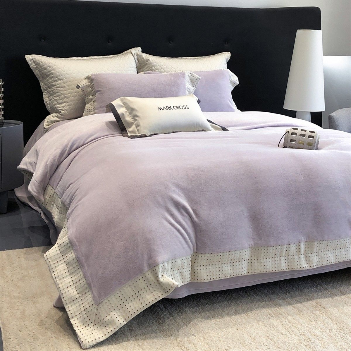 Maroch French Style High Luxury Cloud Feel Bear Ultra Velvet Four-Piece Set Polka Dot Warm Bedding Christmas_maomaolike.com