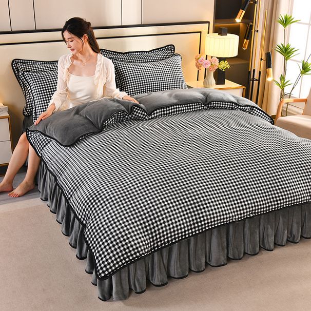High Weight 4kg Gold Mink Milk Velvet Four-Piece Duvet Cover Bed Sheet Fleece Thickened Three-Piece Set Wholesale_maomaolike.com