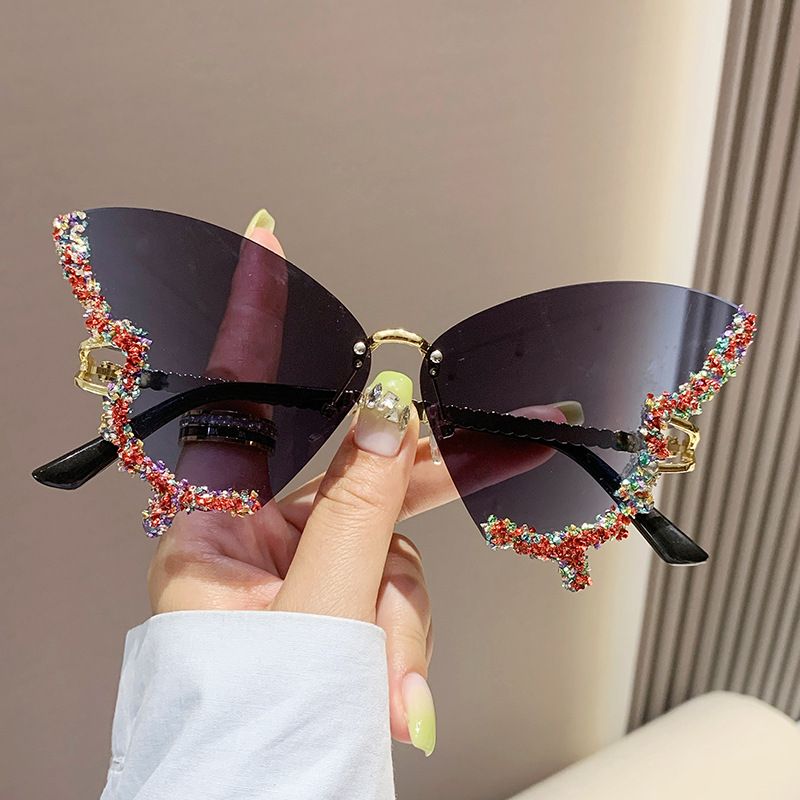 Unisex Fashion Round Diamond Studded Sunglasses Sun Protection Sunglasses Outdoor Rhinestone Glasses_maomaolike.com