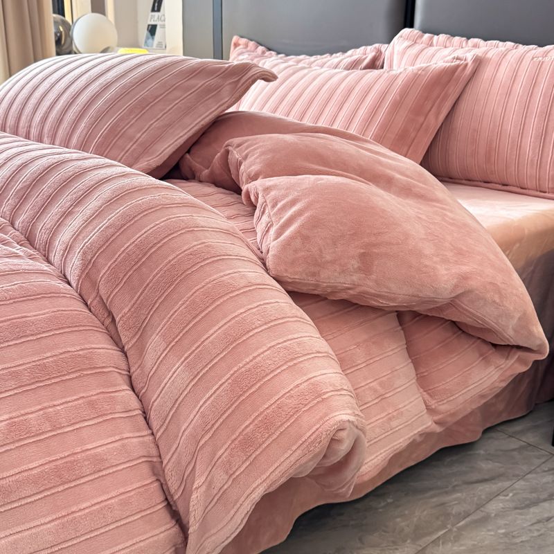 Winter Double-Sided Thickened Milk Coral Bedding Set Of Four With Flannel Surface, Fleece Quilt Cover, And Bed Sheet Wholesale_maomaolike.com