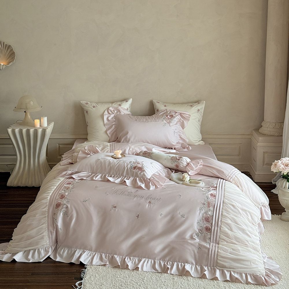 Girlish Pink All-Cotton Long-Staple Four-Piece With Beautiful Embroidered Floral Pure Cotton Ruffled Bedding Set_maomaolike.com