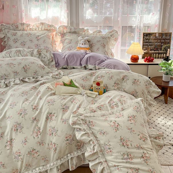 Wholesale INS Girl Heart Korean Small Floral Skin-Friendly Soft Brushed Four-Piece Princess Style Lace Trim 4-Piece Set_maomaolike.com