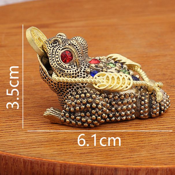 Brass Hollow Three-Legged Living Room Study Retro Inlaid Diamond Decoration Money-Biting Golden Toad Ornament Metal Craft_maomaolike.com