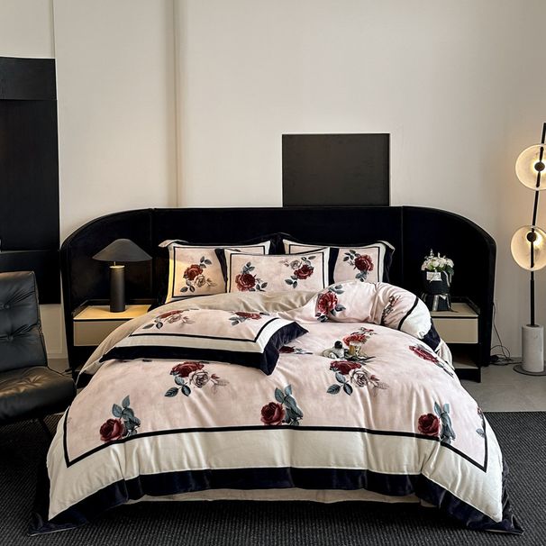 French Light Luxury Retro Wide-Brim Large Milk Velvet Four-Piece Set_maomaolike.com