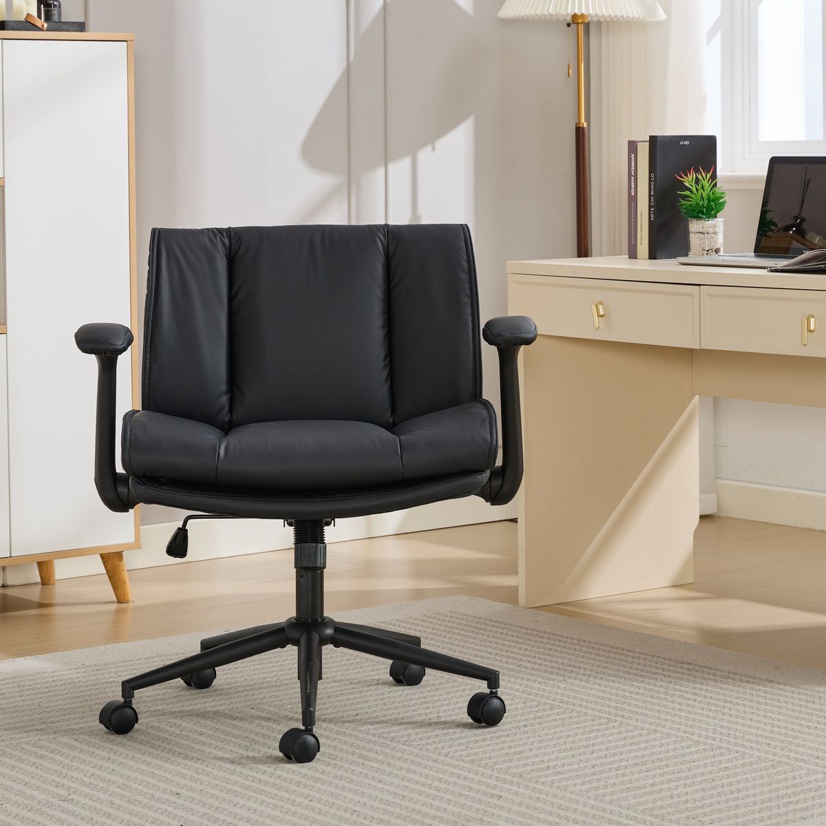 Cross Legged Chair With Flip-Up Armrests Leather, Cross Legged Office Chair On Wheels, Comfy Swivel Chair With Wide Seat For Home Office, Vanity, Ergonomic Desk Chair Adjustable, Black_maomaolike.com