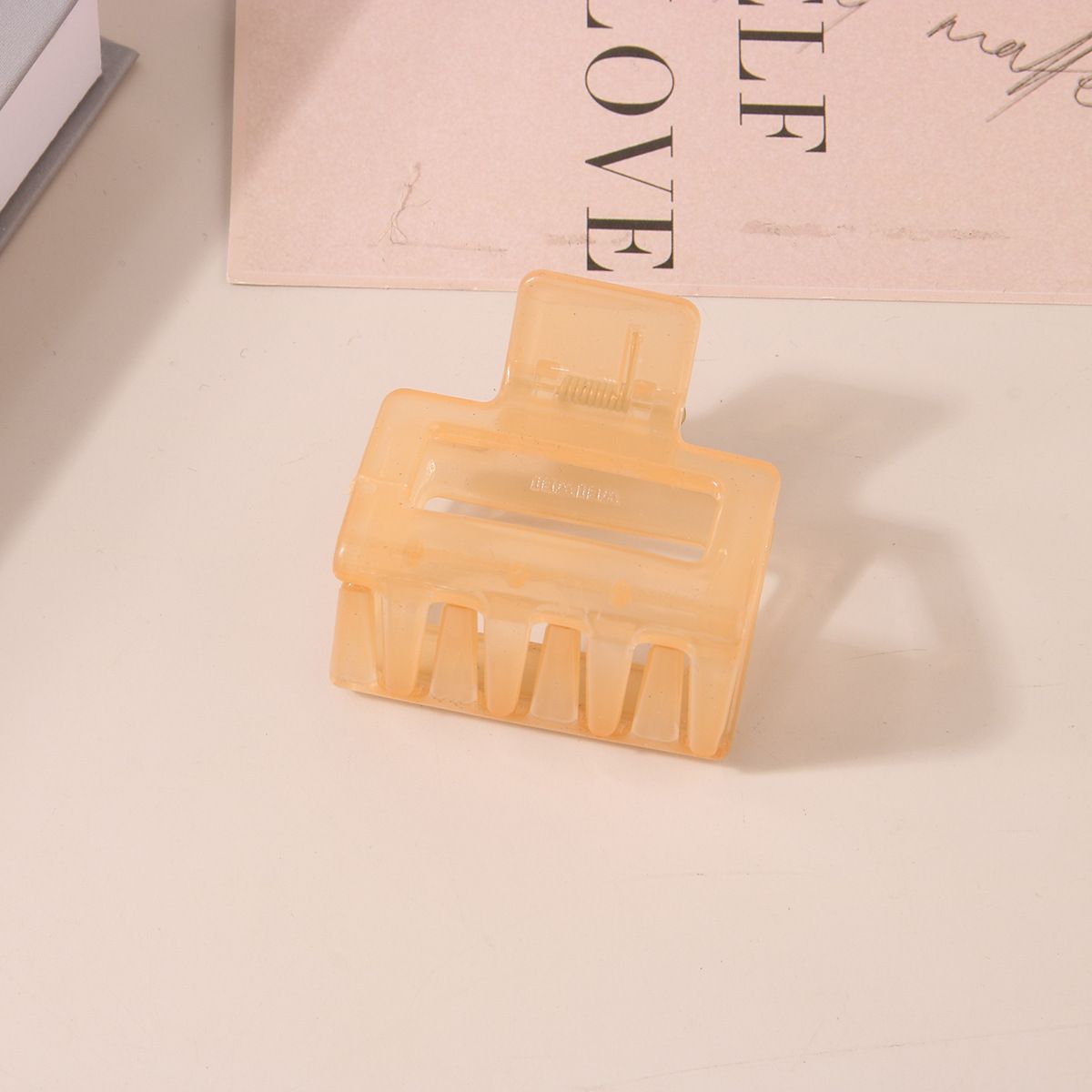 Guanyang 5cm seamless frosted hair clip for women's back of the head hair shark clip simple square small hair clip headdress_maomaolike.com