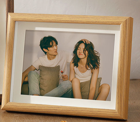 Three-dimensional Photo Frame, Empty Frame Desktop Display, Simple Wooden Wall-mounted Hollow Display Stand For Couple_maomaolike.com