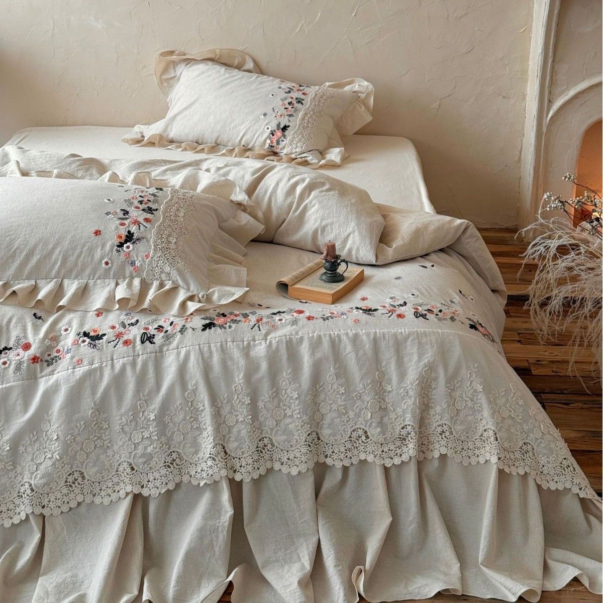 Pastoral Girl Heart French Cotton Linen Four-Piece Set Small Floral Duvet Cover Bed Sheet Lace Bedding_maomaolike.com