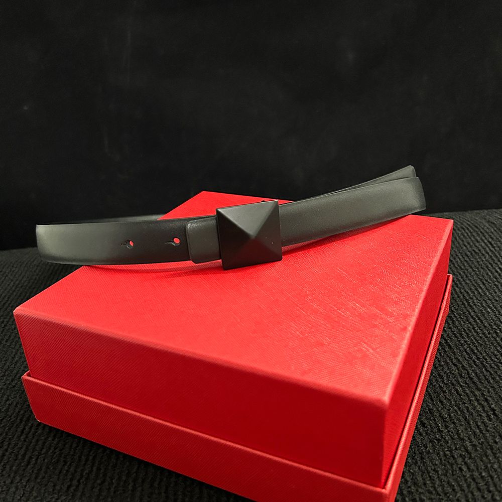HOT Female Belt Brand Waist Chain Jeans Dress Leather Women Accessories Pyramid Buckle Double Sided Use 2.5CM_maomaolike.com