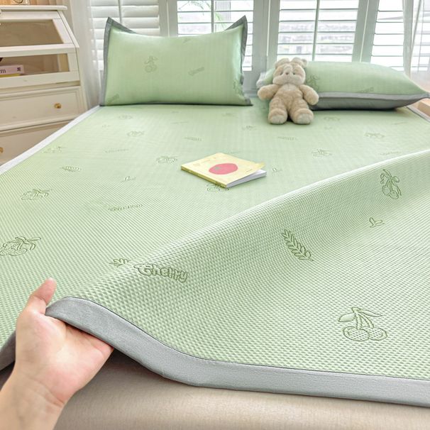 Wholesale Cool PE Silk Washable Summer Cooling Three-Piece Set Non-Slip Foldable Ice Bean Soft Air Conditioning Mat_maomaolike.com