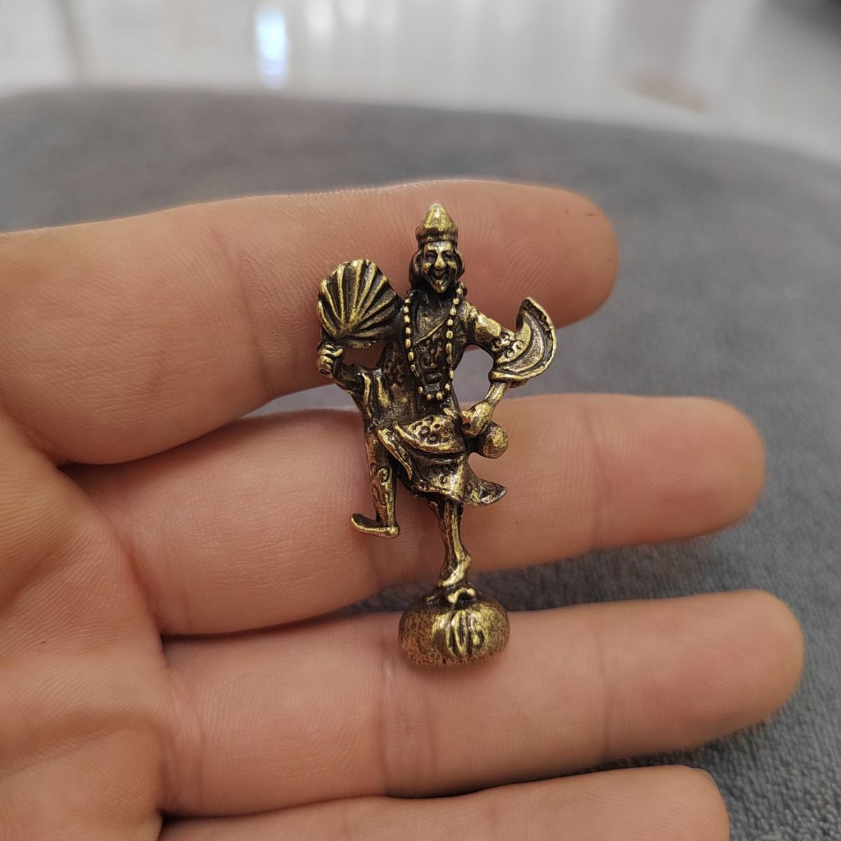 Creative Product Buddha Birth Year Amulet Manjushri Bodhisattva Jigong Keychain Pendant_maomaolike.com