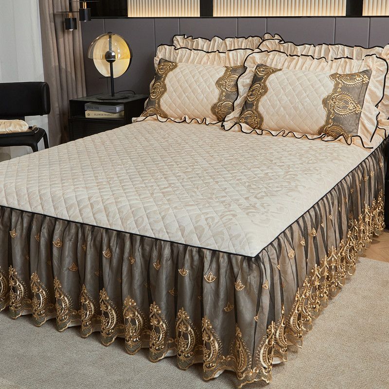 European Style Velvet Quilted Skirt Piece Winter Machine Washable Mattress Dustproof Bed Cover Single Person 1.68m_maomaolike.com