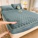 Milk Velvet Single Piece Winter Thickened Dustproof Coral Fleece Non-Slip Bed Sheet Mattress Protector Cover_maomaolike.com
