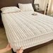 Class A Bubble Milk Velvet Sheet Single Piece Autumn Winter Thickened Coral Fleece Mattress Protector Bed Cover Three-Piece Set 1._maomaolike.com