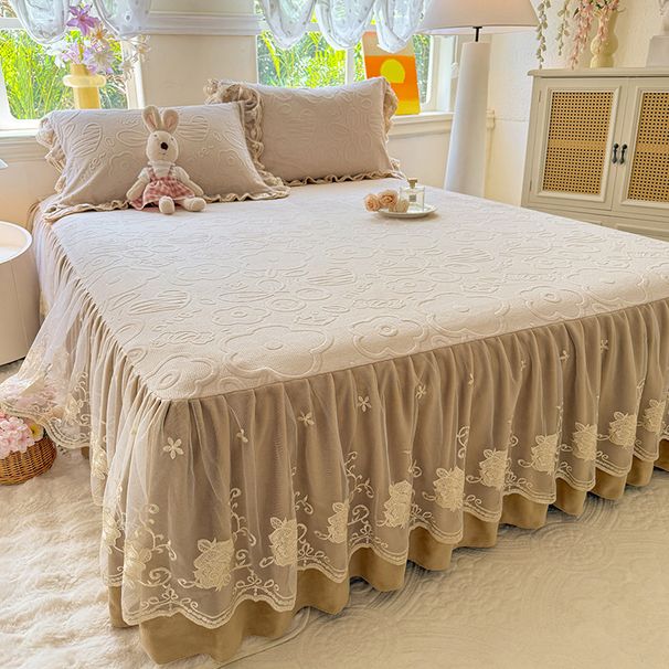 Korean Style Carved Milk Velvet Single Autumn Winter Thickened Skirt Warm Coral Fleece Bed Cover Three-Piece Set_maomaolike.com