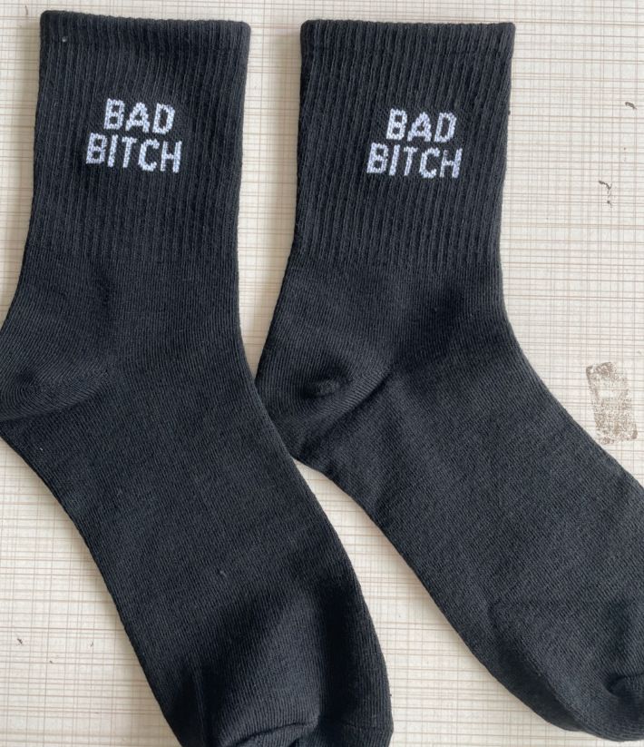 Unisex BAD B ITCH socks Medium socks White socks alphabet socks sub-casual socks_maomaolike.com