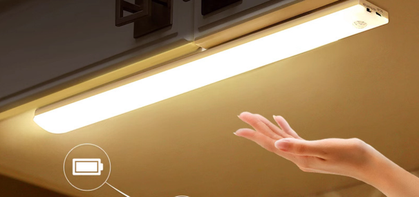 Smart Motion Sensor Staircase Automatic Sound And Control Wardrobe Cabinet Nighttime Wireless Charging LED Night Light_maomaolike.com