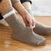 Winter wool socks men's wool circle thick socks women's midtube winter extra thick warm towel bottom stockings_maomaolike.com