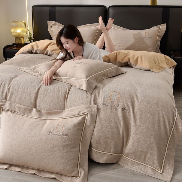 Wholesale Light Luxury Pure Brushed Four-Piece Nordic Style Autumn Winter Full Jacquard Embroidery 100-Count Long-Staple Cotton 4-_maomaolike.com