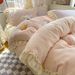 Wholesale Ins Princess Style Wrinkled Lace Milk Velvet Four-Piece Winter Warm Mixed Color Flannel 4-Piece Set_maomaolike.com