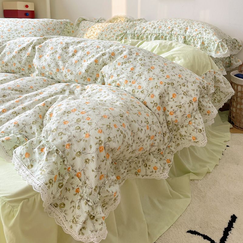 Wholesale INS Korean Skin-Friendly Washed Wrinkled Bubble Cotton Edge Princess Style Pastoral Floral Four-Piece Set_maomaolike.com