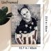 Patriotic Figure Painting Poster, Vintage Grunge Mesh-style Poster, Distressed Artistic Design With US Flag Elements, Ideal For Living Room, Studio_maomaolike.com