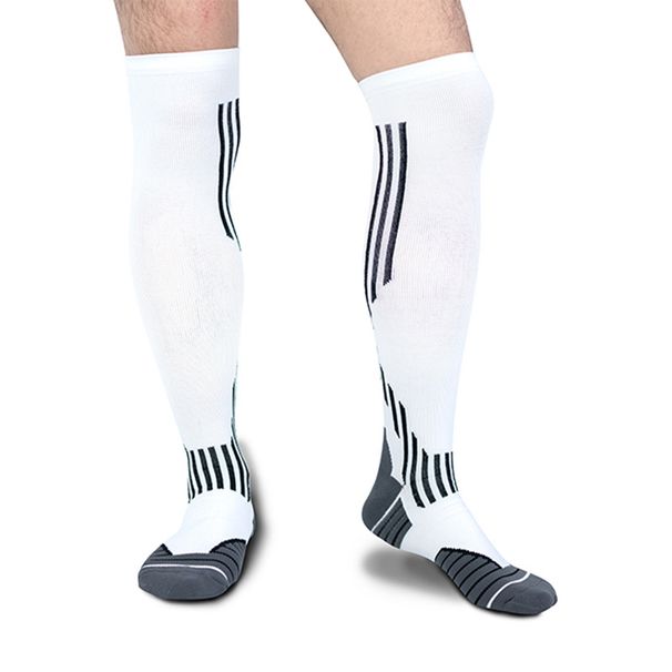 Ladder pressure football sports socks mid tube long elastic socks basketball football running marathon sports pressure socks_maomaolike.com