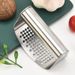 Manual Curved Garlic Press Kitchen Garlic Crusher_maomaolike.com