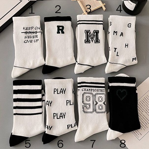 Unisex Socks Female ins Hipster high appearance level Mid-tube socks Student Sport Mid-tube socks couple socks_maomaolike.com