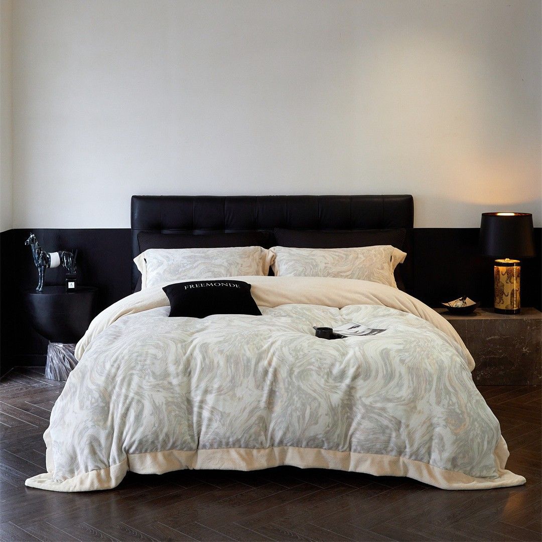 Italian Style Light Luxury Artistic Ultra Soft Warm Bedding High-end Thickened Anti-static Milk Velvet Four-piece Set Home Textile_maomaolike.com