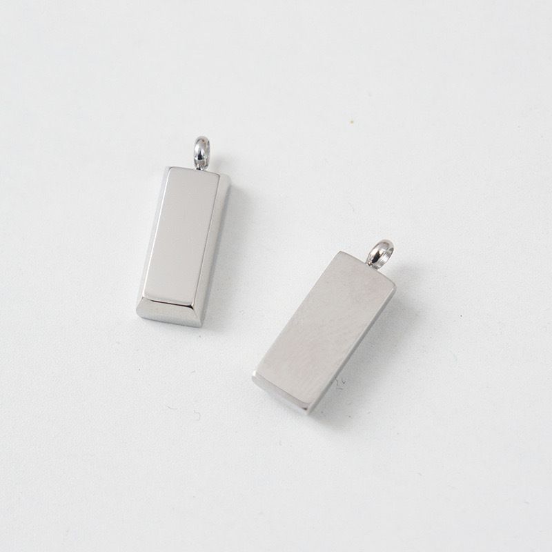 small silver brick pendant stainless steel keychain pendant titanium steel necklace pendant electroplated solid square_maomaolike.com