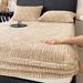 Winter Taffeta Single Piece Thickened Coral Milk Cover Non-Slip Mattress Protector Fleece Bed Sheet Set_maomaolike.com