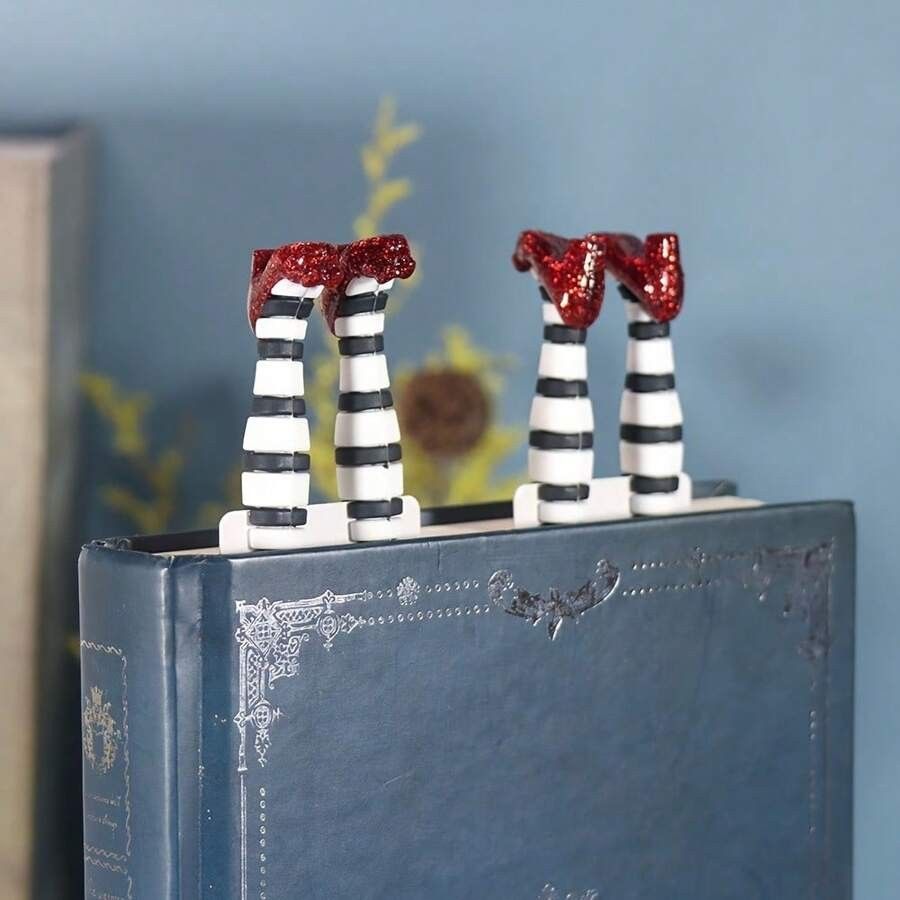 HALF A NINE Quirky High Heels Bookmark, PVC Material, Fun & Cute Book Marker, English Text, Creative DIY Accessory For Readers And Book Enthusiasts_maomaolike.com