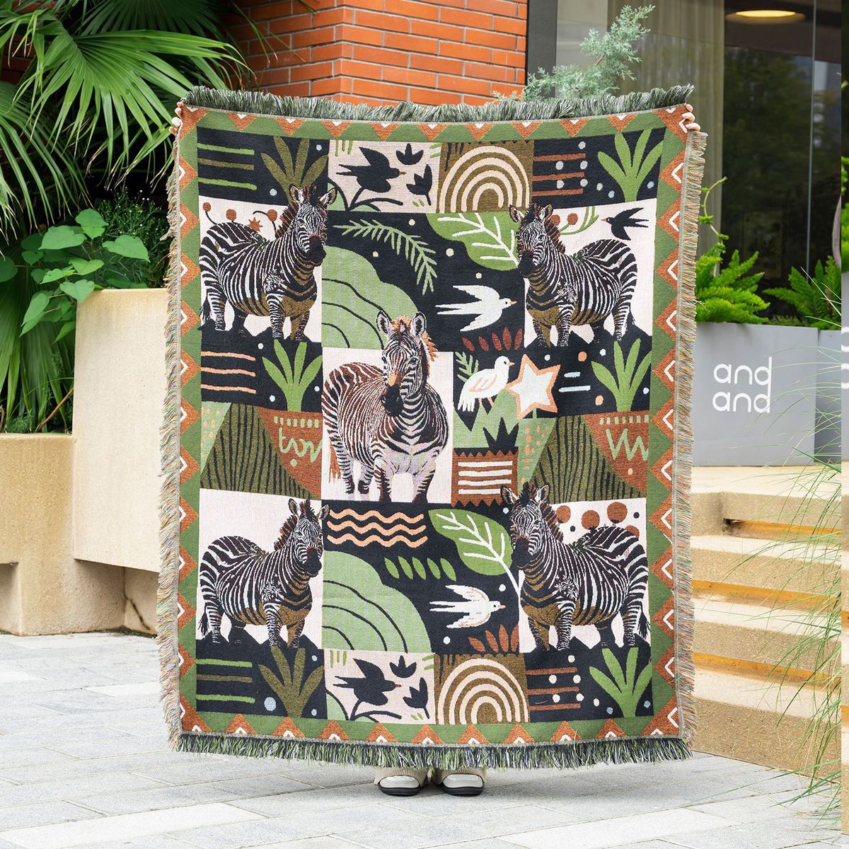 Cross-Border Leisure Throw Nap Sofa Chair Cover One-Piece Blanket_maomaolike.com