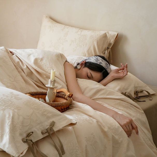 Wholesale Korean Style 100-Count Long-Staple Embossed Jacquard Brushed Cotton All-Cotton Tie Bow Four-Piece Set_maomaolike.com
