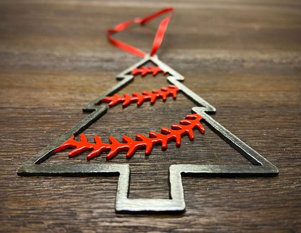 "THE TREE" - Steel Baseball Christmas Ornament_maomaolike.com