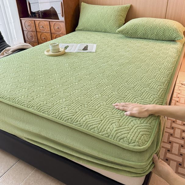 Taffeta Jacquard Waterproof Urine-Proof Bed Sheet Winter Thickened Coral Fleece Cover Simmons Mattress Protector_maomaolike.com