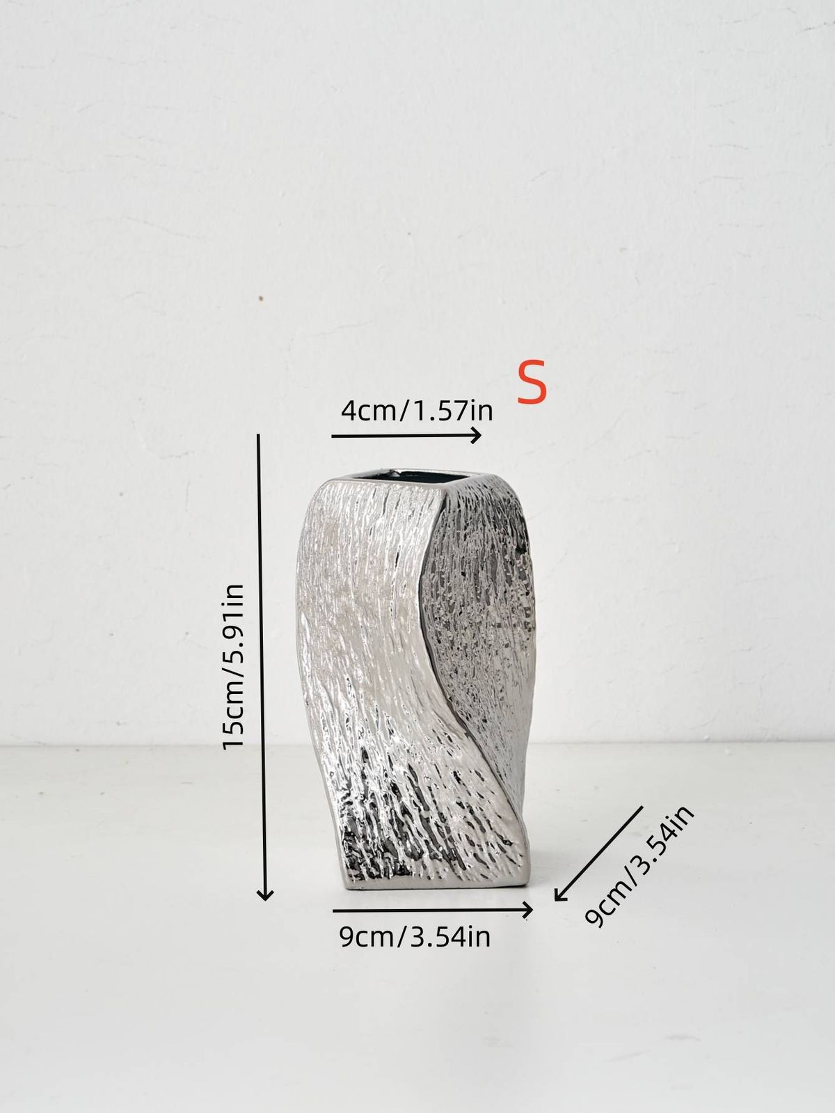 1PC Ceramic Twist Plated Silver Vase Suitable For Bedroom, Balcony, Powder Room, Bedroom, Desk And Other Home Decor Vase Ornaments_maomaolike.com