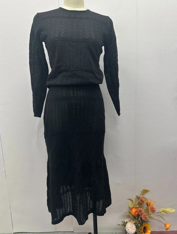 Women's Clothing solid color round neck slim fit long sleeve high waist long skirt suit for women_maomaolike.com