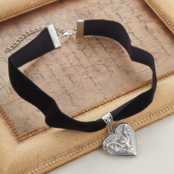Fashion New Silver Color Heart Pendant Necklace Stainless Steel Retro Simple Personality Punk Style Men And Women_maomaolike.com