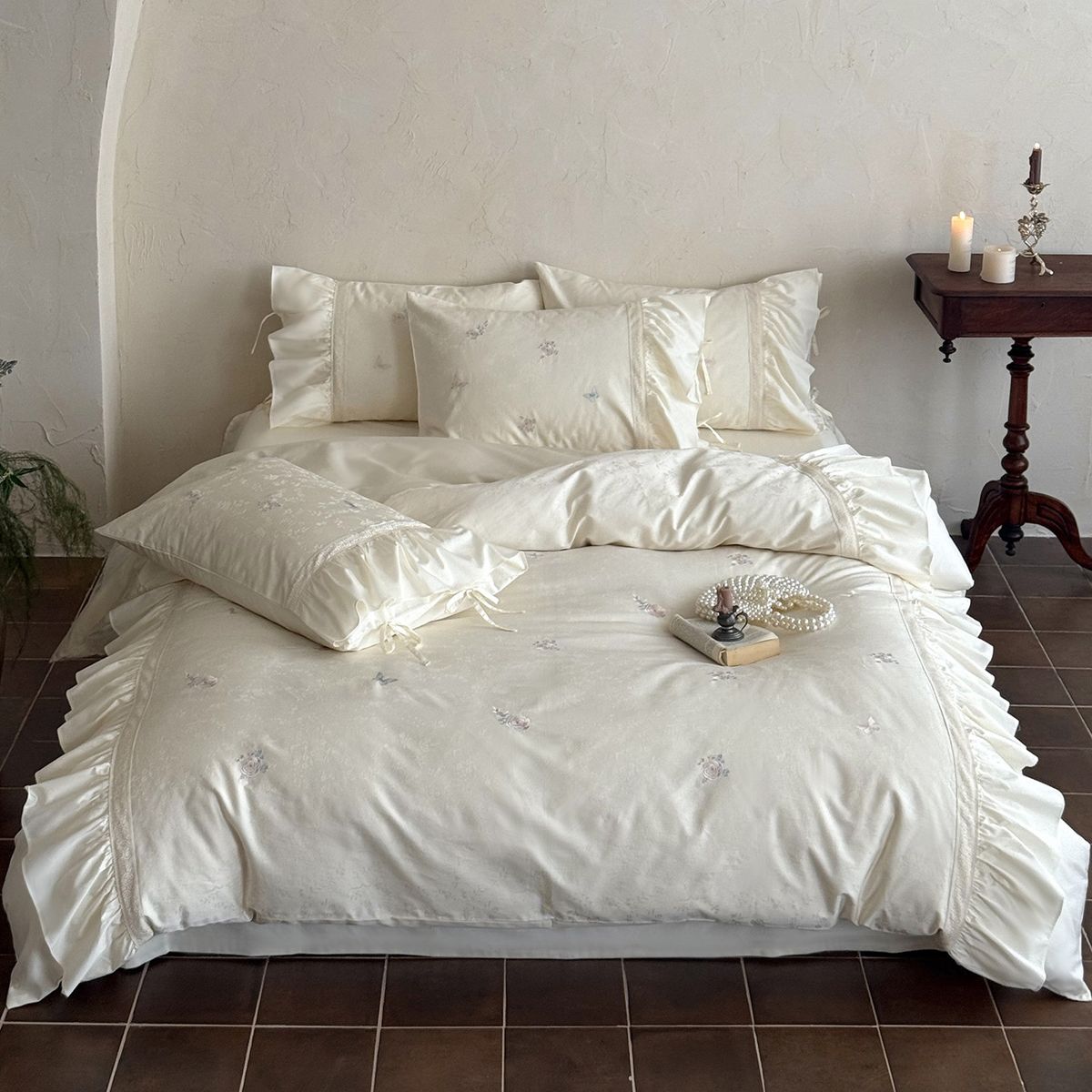 French Style High-End 100S Australian Jacquard Four-Piece Set Full Cotton Satin Duvet Cover Bed Sheet Floral Embroidery Bedding Wh_maomaolike.com