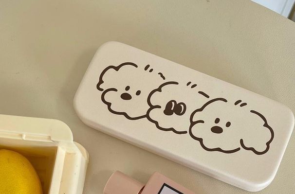 Unisex Cream color three puppy glasses case cute high appearance level Advanced sense student myopia mirror case_maomaolike.com