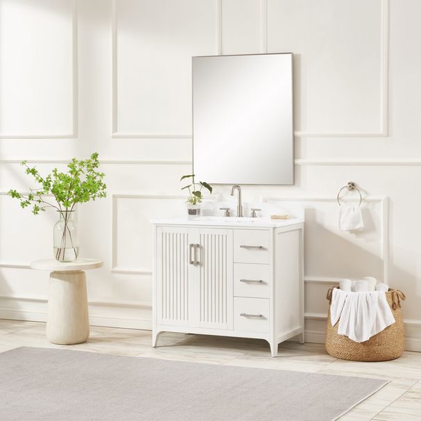 36 Inch Solid Wood Pre-assembled Bathroom Vanity With Power Supply--White_maomaolike.com